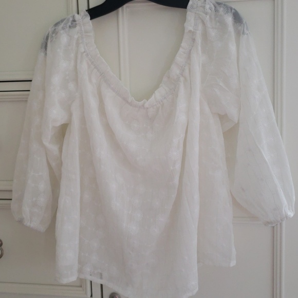 🩷 Gorgeous Boho Off the Shoulder Top - Picture 7 of 7